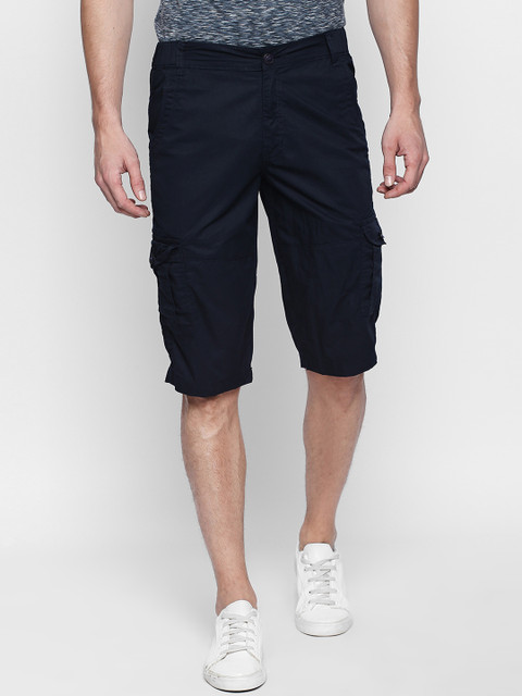 

AVOQ Men Navy Blue Solid Regular Fit Cargo Shorts