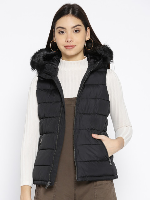 

GAP Women's Black Fur Puffer Vest