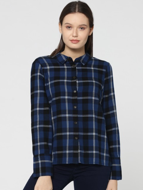 

ONLY Women Navy Blue & White Regular Fit Checked Casual Shirt