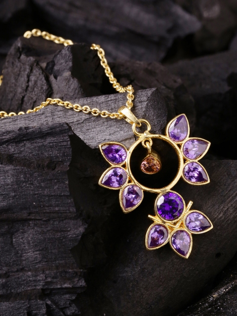 

Studio Voylla Women Gold-Toned Floral-Shaped Enamelled Pendant with Chain