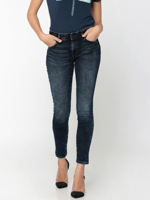 

ONLY Women Blue Slim Fit Mid-Rise Low Distress Stretchable Cropped Jeans