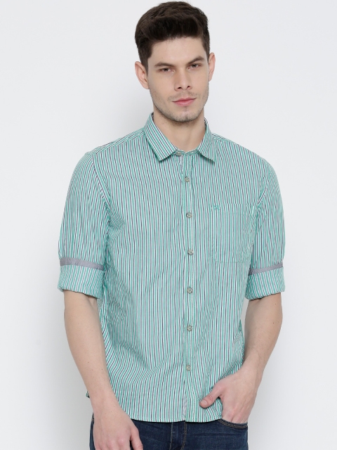 

Numero Uno Men Green & White Striped Casual Shirt