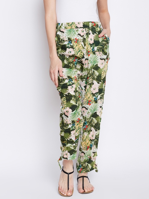 

Oxolloxo Women Green Regular Fit Printed Regular Trousers