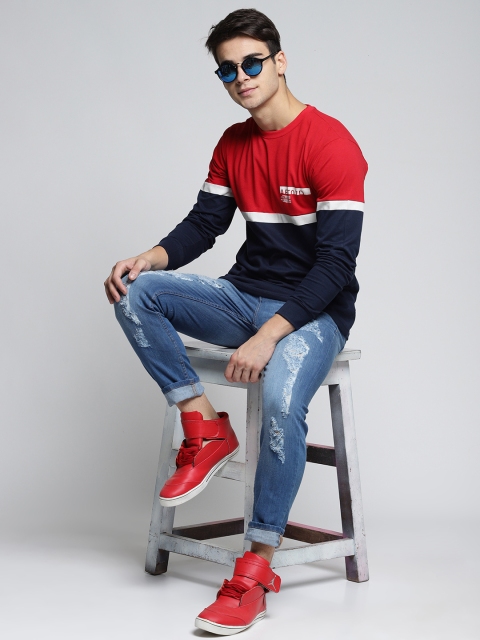 

Difference of Opinion Men Red & Navy Blue Colourblocked Round Neck T-shirt