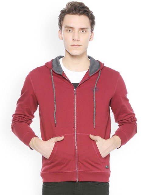 

Peter England Men Maroon Solid Hooded Sweatshirt