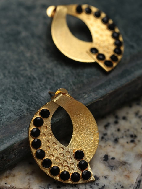 

PANASH Gold-plated Handcrafted Crescent Shaped Studs