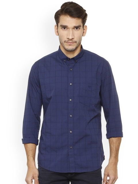 

Van Heusen Sport Men Navy Blue Slim Fit Checked Casual Shirt