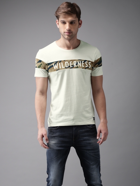 

Flying Machine Men Off-White Printed Pure Cotton T-shirt
