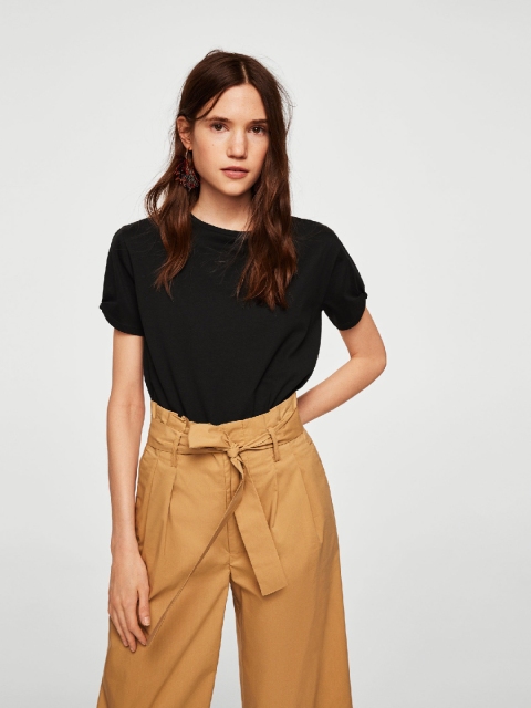 

MANGO Women Black Solid Round Neck T-shirt
