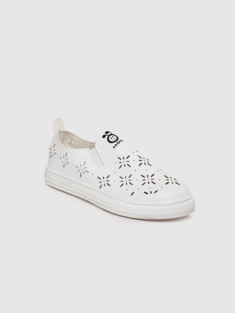 

Kittens Girls White Slip-On Sneakers