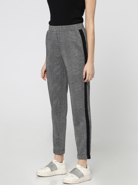 

ONLY Women Black & White Loose Fit Checked Cropped Trousers