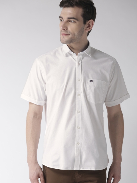 

Arrow Sport Men White Regular Fit Solid Casual Shirt