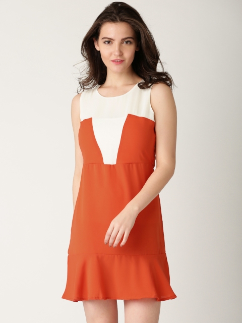 

DressBerry Orange & White Trumpet Dress