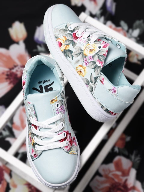 

YK Girls Blue & Pink Floral Print Sneakers