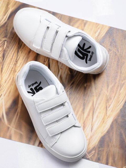 

YK Girls White Solid Sneakers