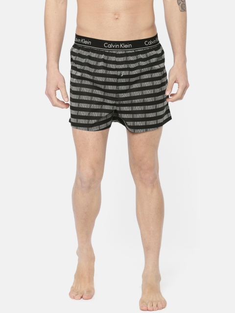 

Calvin Klein Underwear Men Black Striped Boxers NB15232TK
