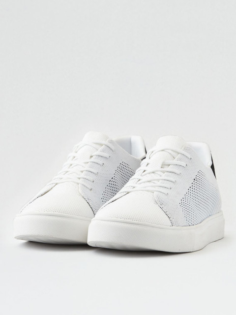 

AMERICAN EAGLE OUTFITTERS Men Off-White Sneakers