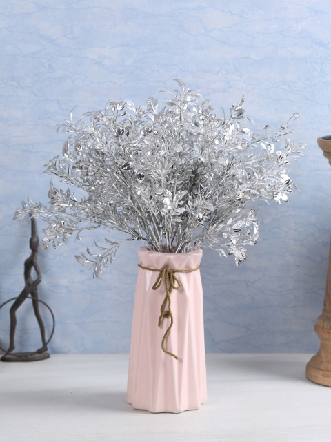 

Fourwalls Set of 4 Silver Artificial Glitter Eculyptus Flower Bunches