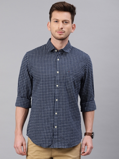 

Peter England Casuals Men Navy Blue & White Slim Fit Checked Casual Shirt