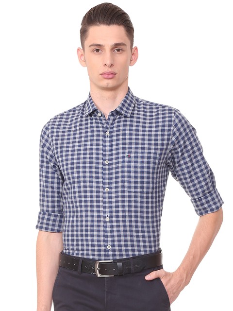 

Peter England Casuals Men Grey & Navy Blue Slim Fit Checked Semiformal Shirt
