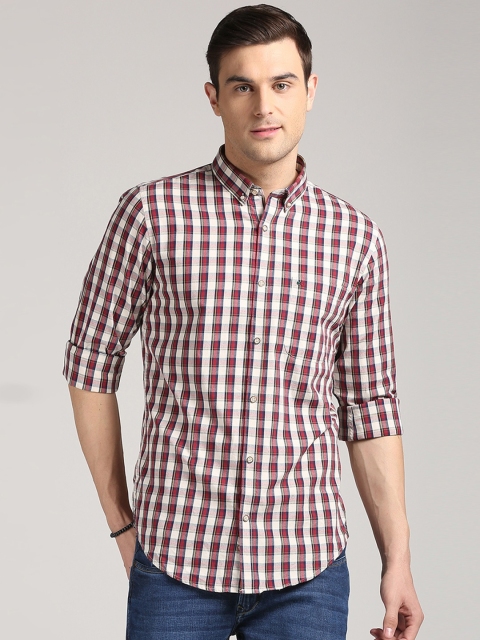 

Peter England Casuals Men Maroon & Beige Slim Fit Checked Casual Shirt