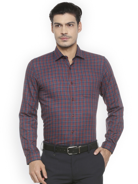 

Peter England Men Grey Slim Fit Checked Formal Shirt