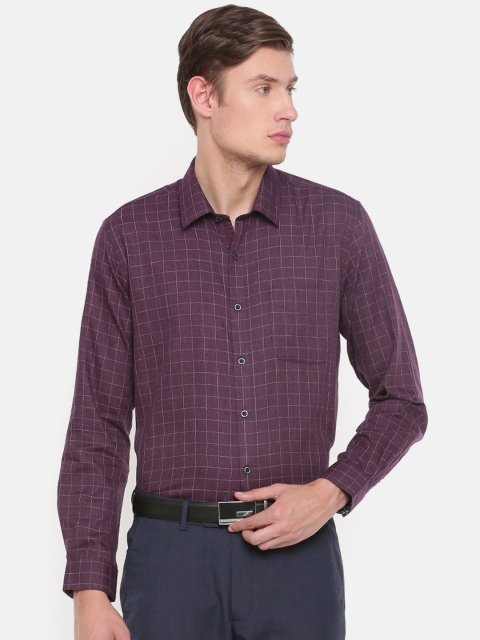 

Peter England Men Burgundy Nuvo Regular Fit Checked Formal Shirt