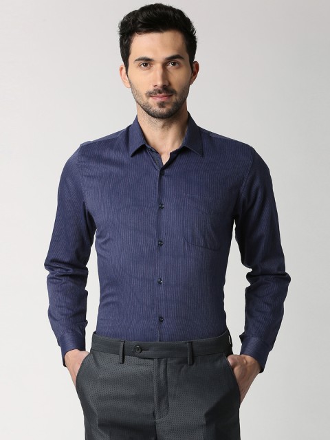 

Peter England Men Navy Blue Regular Fit Striped Formal Shirt