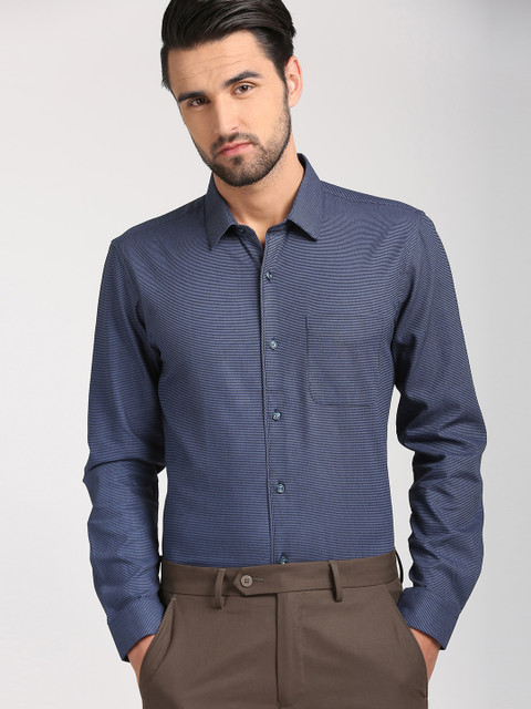 

Peter England Men Blue Slim Fit Printed Semiformal Shirt