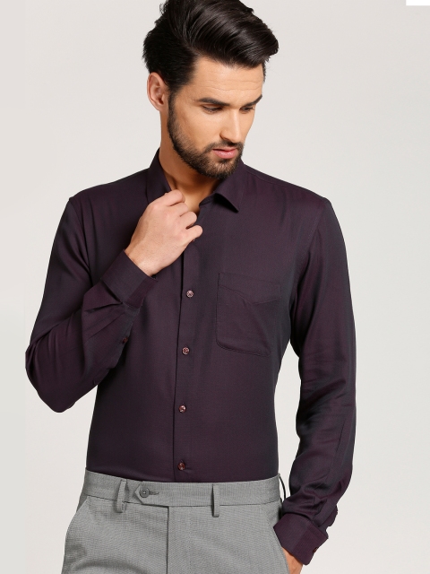 

Peter England Men Burgundy Slim Fit Solid Semiformal Shirt