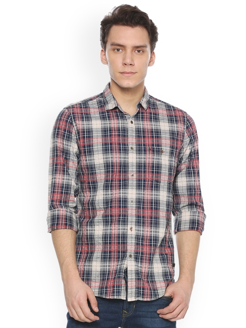 

Peter England Casuals Men Red & Off-White Slim Fit Checked Casual Shirt