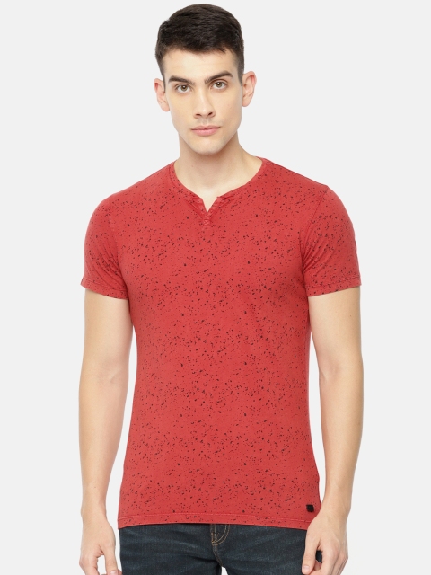 

Peter England Casuals Men Red Printed Slim-Fit Round Neck T-shirt