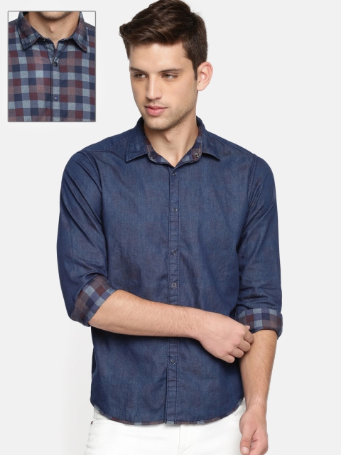 

Pepe Jeans Men Navy Blue & Maroon Regular Fit Checked Reversible Chambray Casual Shirt