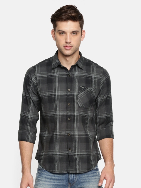 

Pepe Jeans Men Charcoal Regular Fit Checked Casual Shirt
