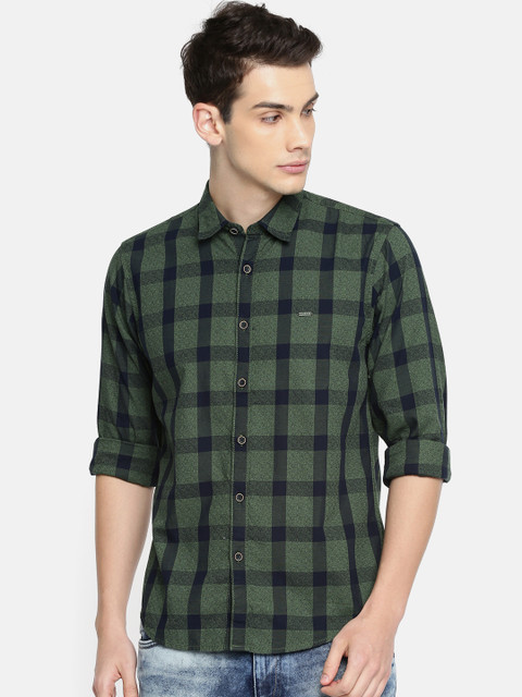 

Pepe Jeans Men Green & Navy Blue Regular Fit Checked Casual Shirt