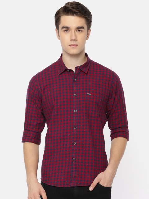

Pepe Jeans Men Red & Navy Blue Checked Casual Shirt