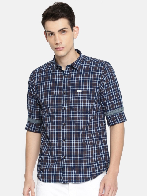 

Pepe Jeans Men Brown & Blue Regular Fit Checked Casual Shirt