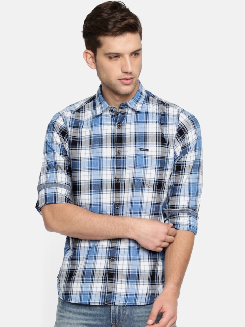 

Pepe Jeans Men Blue & White Regular Fit Checked Casual Shirt
