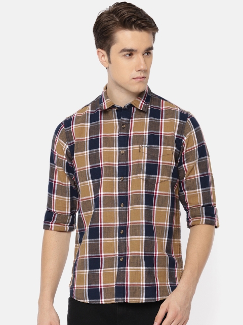 

Pepe Jeans Men Mustard & Navy Blue Regular Fit Checked Casual Shirt