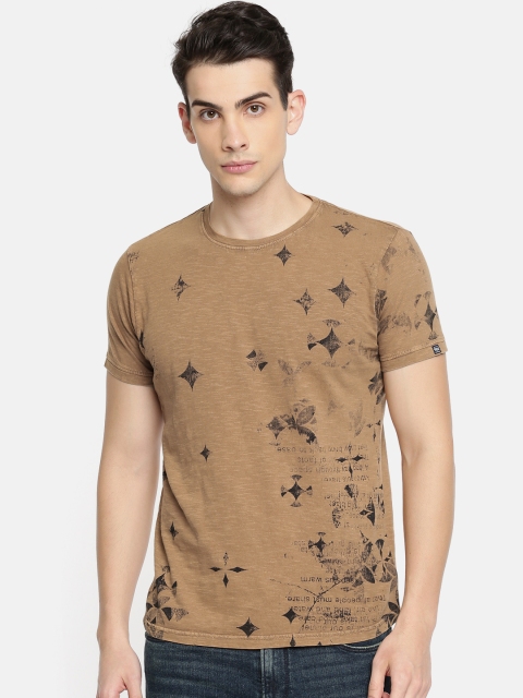 

Pepe Jeans Men Brown Printed Round Neck T-shirt
