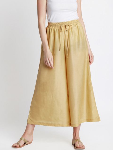 

RANGMANCH BY PANTALOONS Women Beige Solid Wide Leg Palazzos