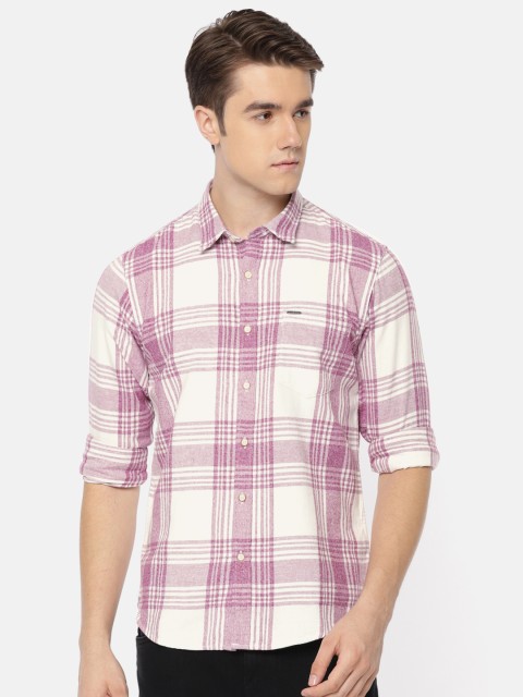 

Pepe Jeans Men Pink & White Regular Fit Checked Casual Shirt