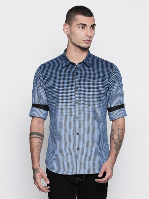 

Solemio Men Blue & Black Regular Fit Checked Casual Shirt
