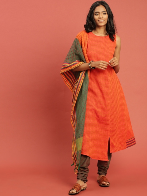 

Taavi Women Orange & Green Woven Legacy Front Slit Sustainable Kurta Set with Dupatta