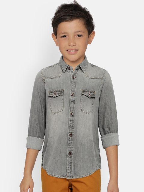 

Indian Terrain Boys Grey Regular Fit Faded Casual Denim Shirt