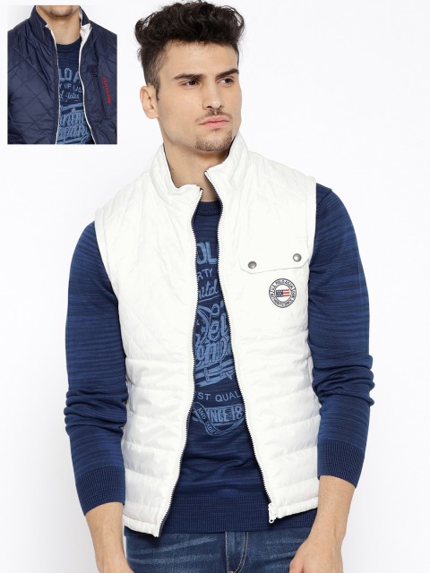 

U.S. Polo Assn. Men White & Navy Blue Solid Reversible Quilted Jacket