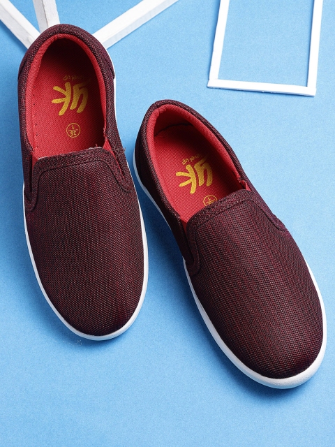 

YK Boys Maroon Slip-On Sneakers