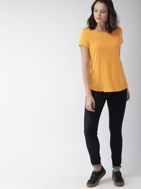 

Tommy Hilfiger Women Yellow Solid Round Neck T-shirt