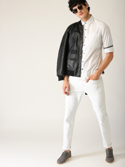 

United Colors of Benetton Men White & Grey Slim Fit Striped Casual Shirt