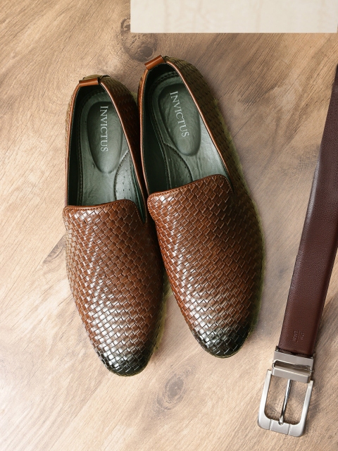

INVICTUS Men Brown Basketweave-Textured Semiformal Slip-Ons